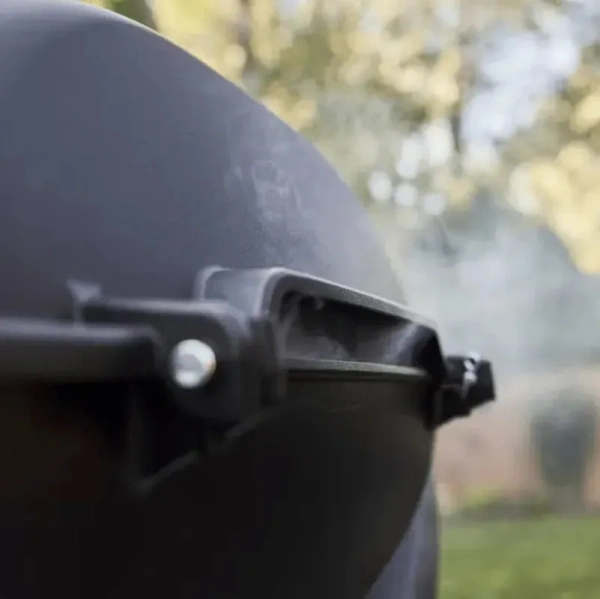 Weber Q-2800N гриль газовый с тележкой премиум-класса