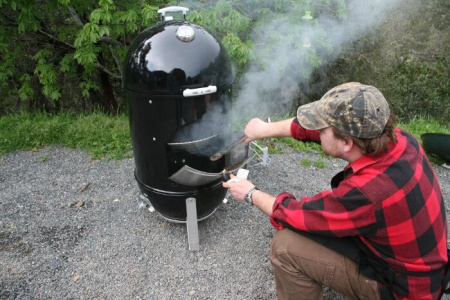 Коптильня Smokey Mountain Cooker,  печь для копчения 47 см