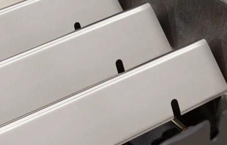 Гриль газовый Spirit E-215 GBS, черный